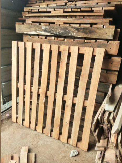 Industrial Wooden Pallets
